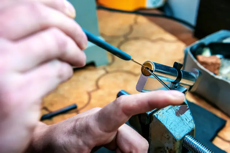Replace Door Lock Cylinder: A DIY Guide